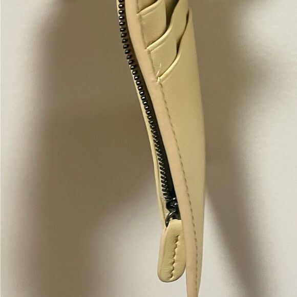 New WE THE FREE PEOPLE Distressed Leather Rider Crossbody Handmade NWT $58 - Picture 6 of 7